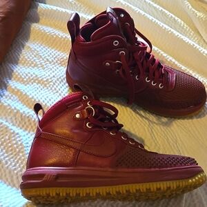 Nike Moon Boots Air Force 1 Mens Size 9